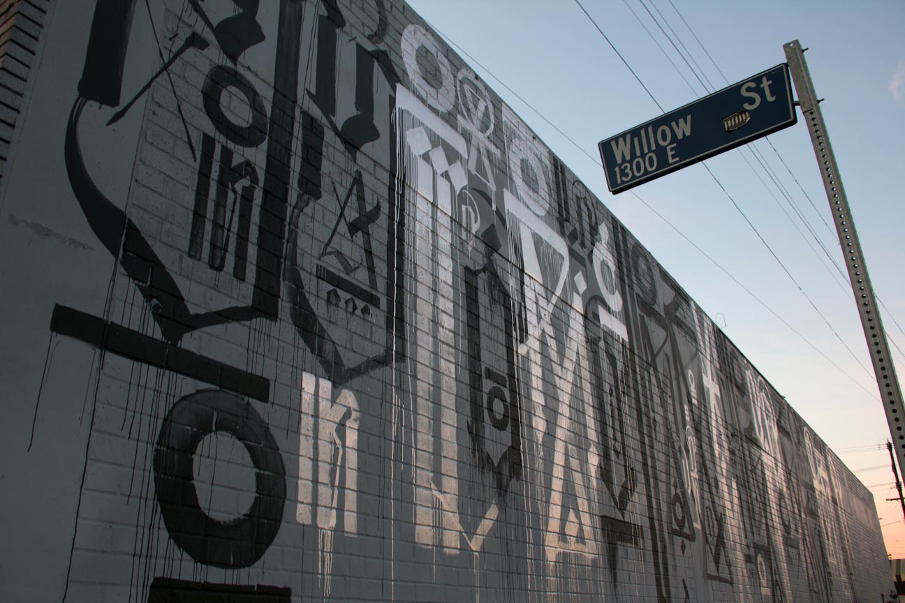 Retna — Desaturated